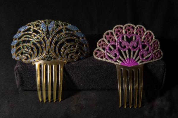 Hair Combs 1977.85.7 And 1985.82.15 0